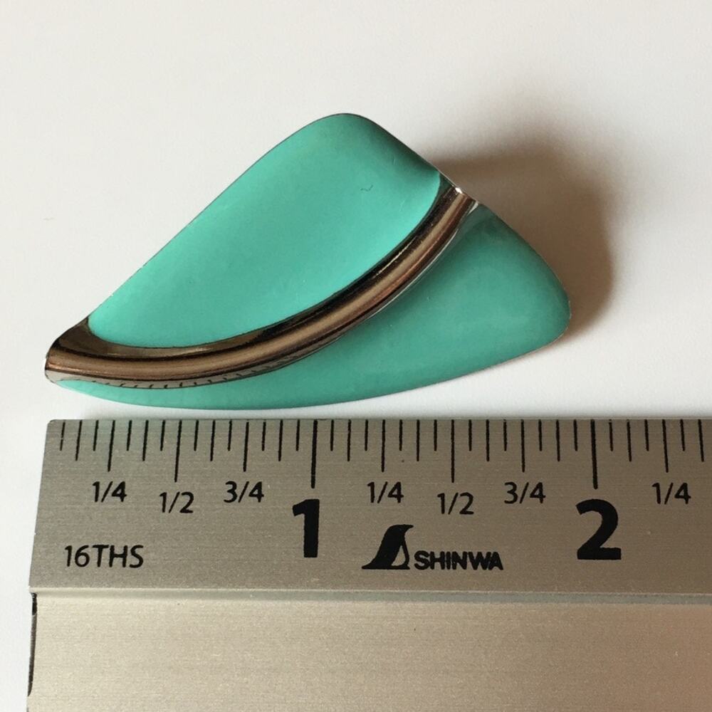 Aqua and silver tone abstract geometric clip on earrings - Picture 5 of 10